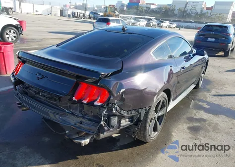 2022 Ford Mustang Ecoboost Premium Fastback z USA, uszkodzony, nr VIN 1FA6P8TH1N5127720